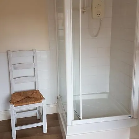 Otel Lil's On The Waterfront 3*