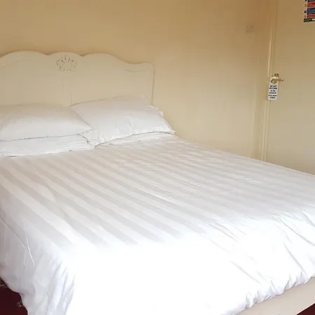 Lil's On The Waterfront 3* York