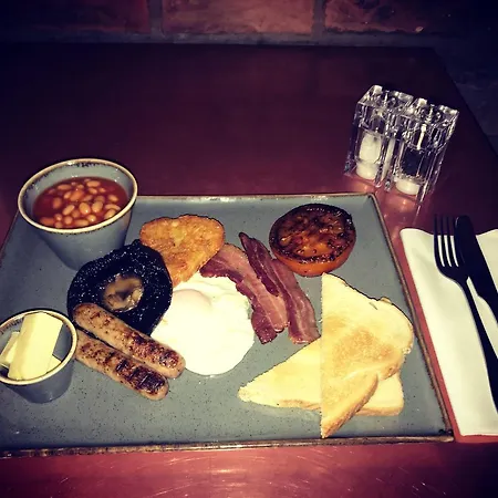 Lil's On The Waterfront 3* York